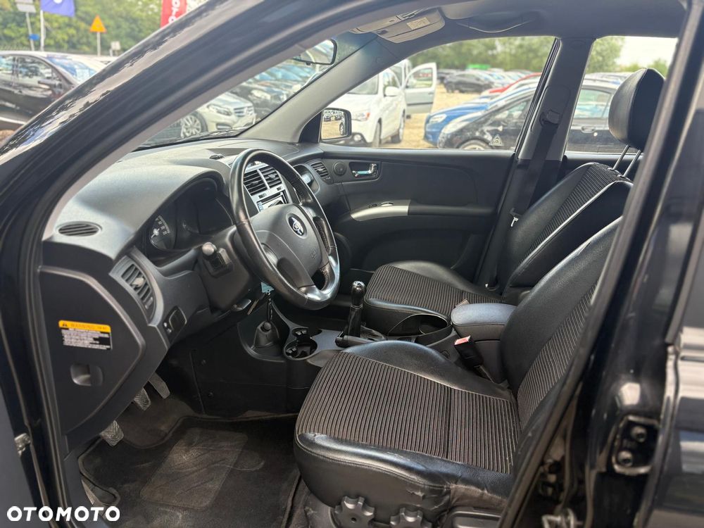 Kia Sportage 2.0 Expedition - 11
