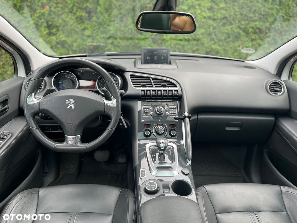 Peugeot 3008 2.0 HDi HYbrid4 - 4