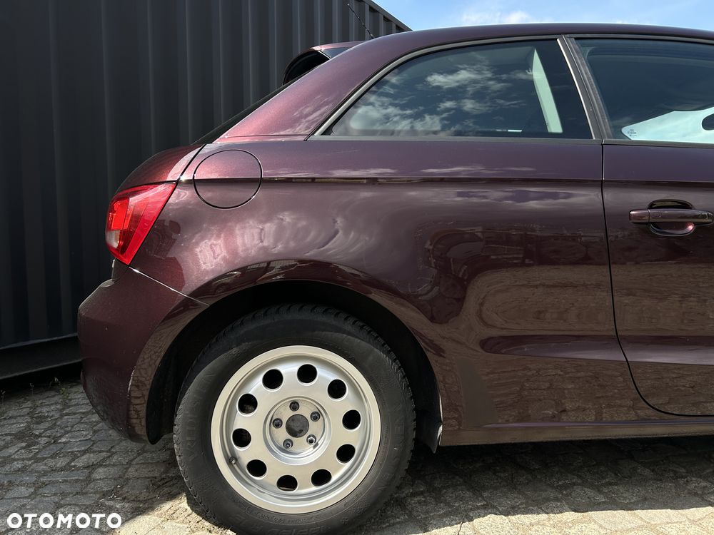 Audi A1 3-drzwiowe 1.2 TFSI Attraction - 32