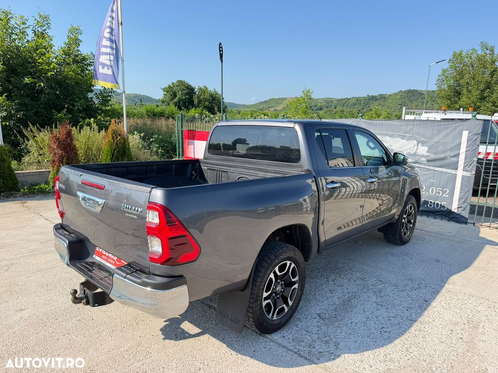 Toyota Hilux 2.8D 204CP 4x4 Double Cab AT Executive - 13