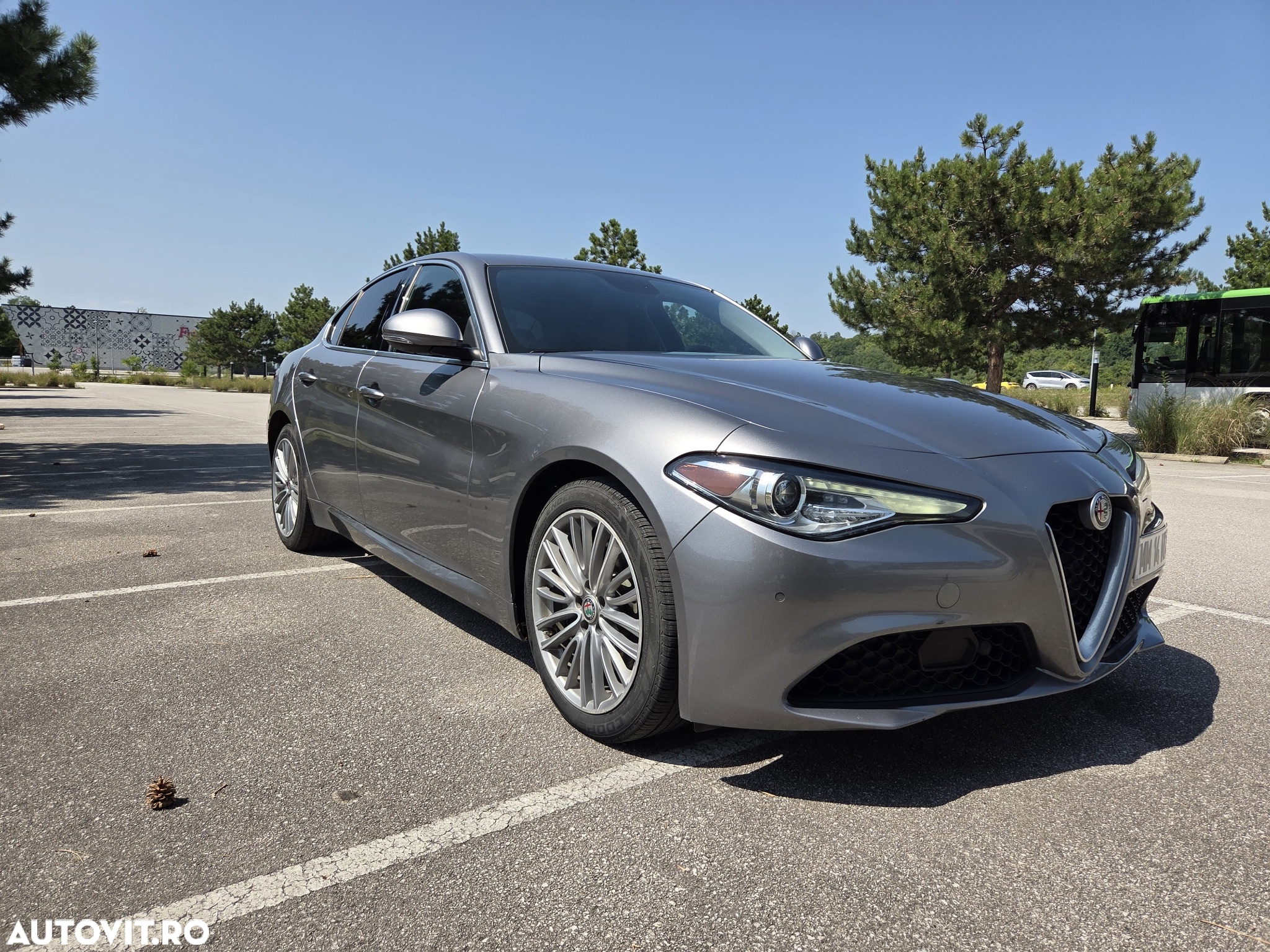 Alfa Romeo Giulia 2.0 Turbo AWD AT8 Veloce - 18