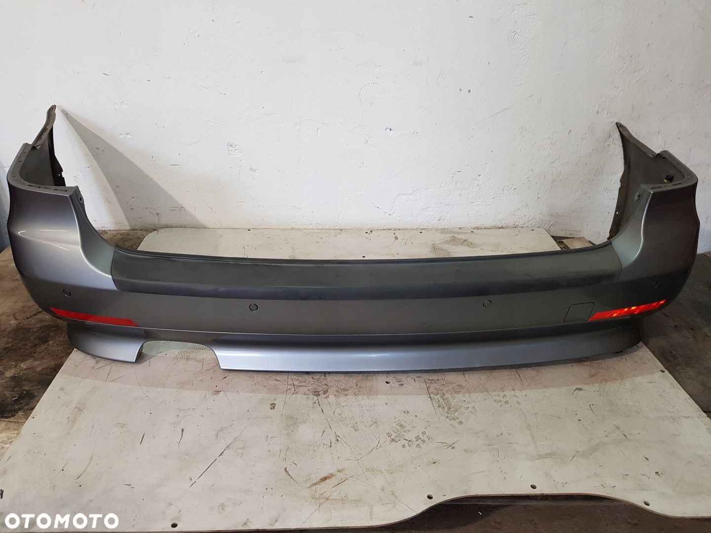 ZDERZAK TYŁ PDC BMW E61 LCI EUR SPACEGRAU METALLIC A52/7 - 4