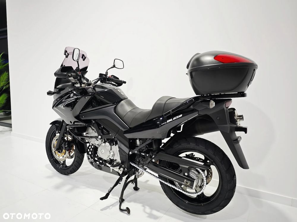 Suzuki V-STROM - 16