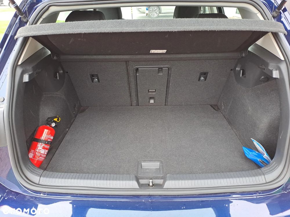 Volkswagen Golf VIII 1.5 TSI EVO Life - 12