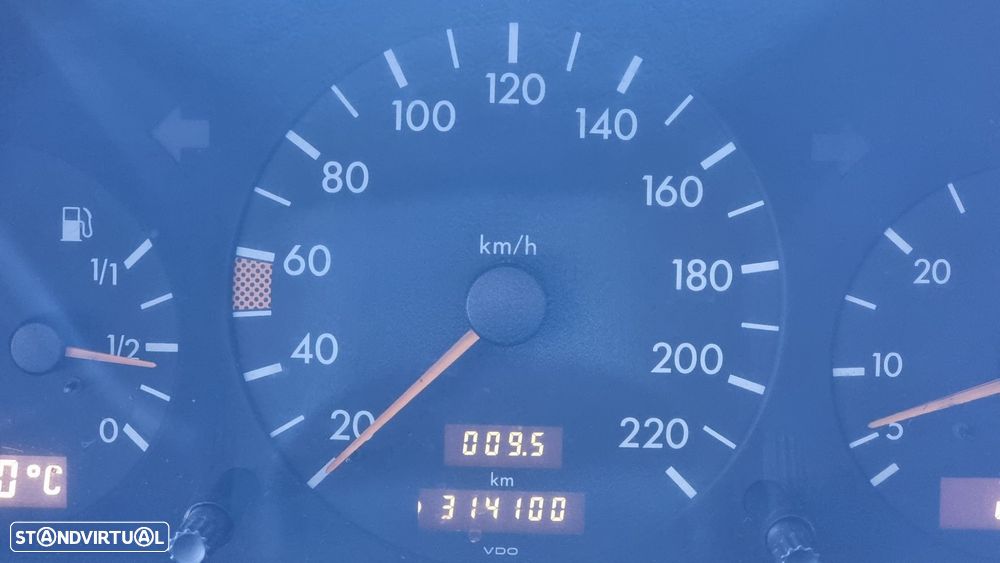 Mercedes-Benz C 250 D Elegance - 17