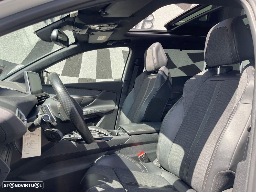 Peugeot 5008 1.5 BlueHDi GT Line J19 EAT8 - 5