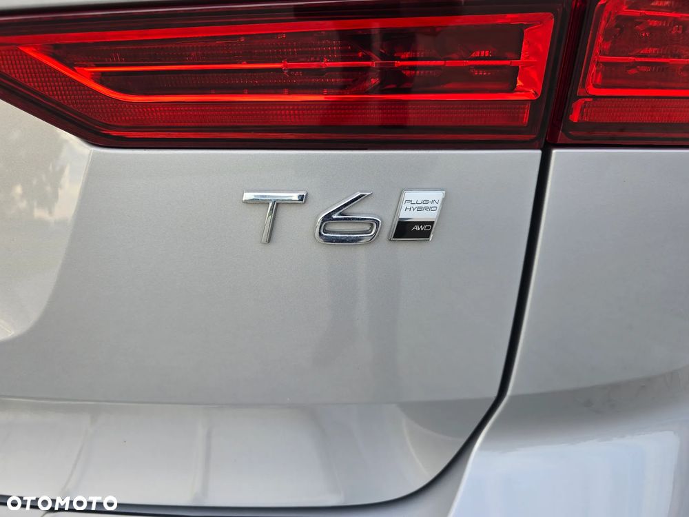 Volvo XC 60 T6 AWD Recharge Plus Dark - 9