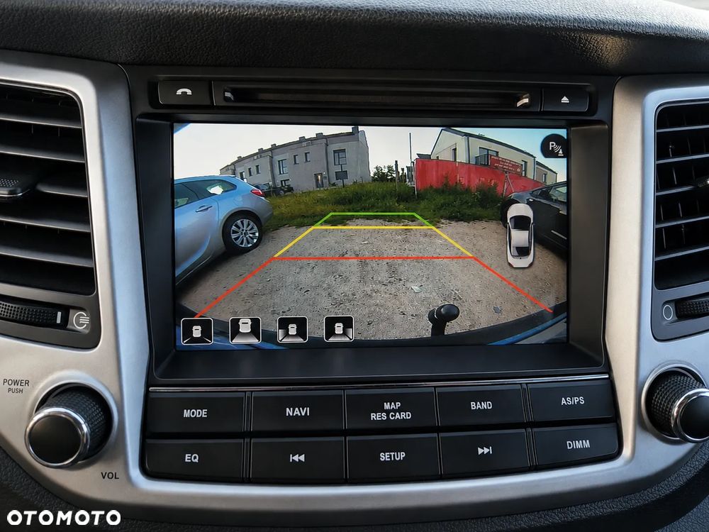 Hyundai Tucson 1.7 CRDI BlueDrive Style 2WD - 9