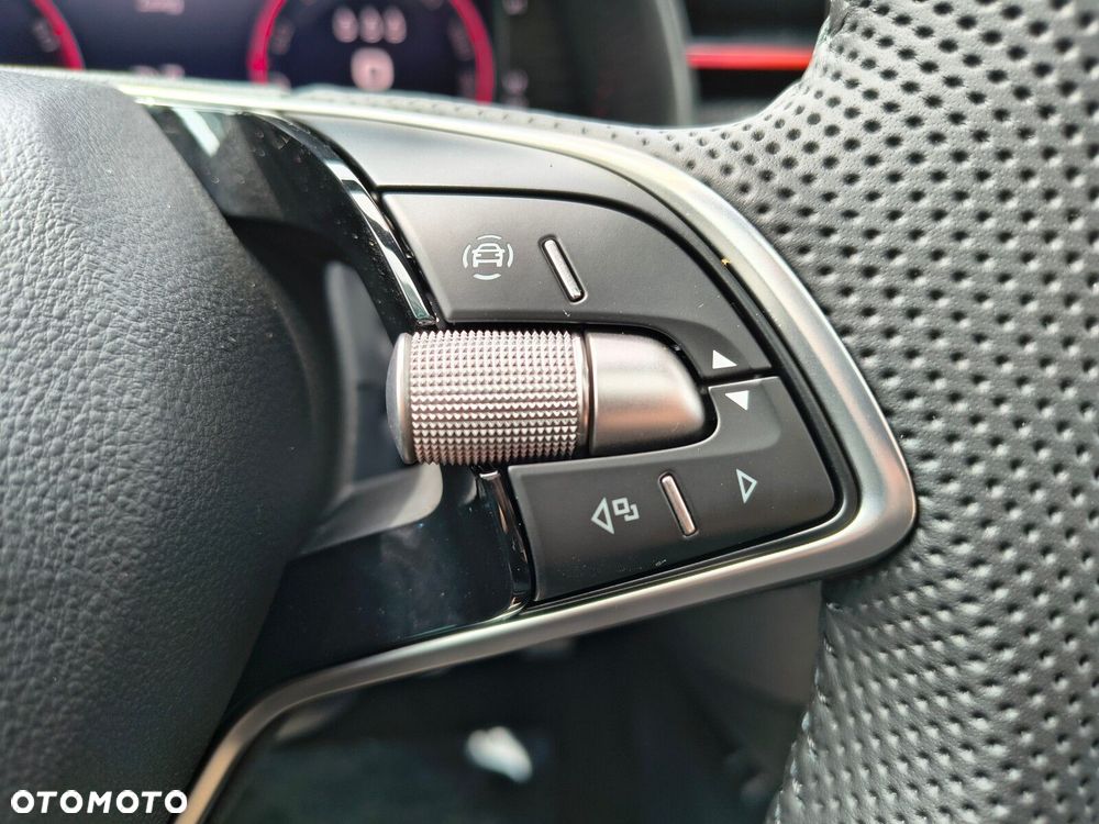 Skoda Kamiq 1.0 TSI Monte Carlo - 22