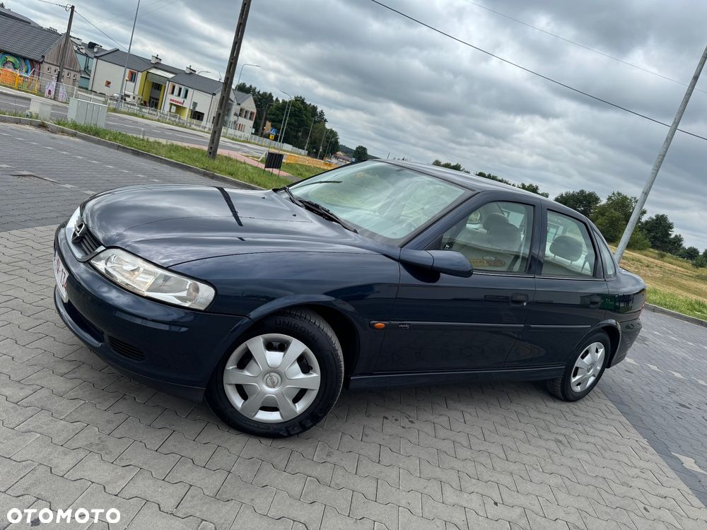 Opel Vectra - 1