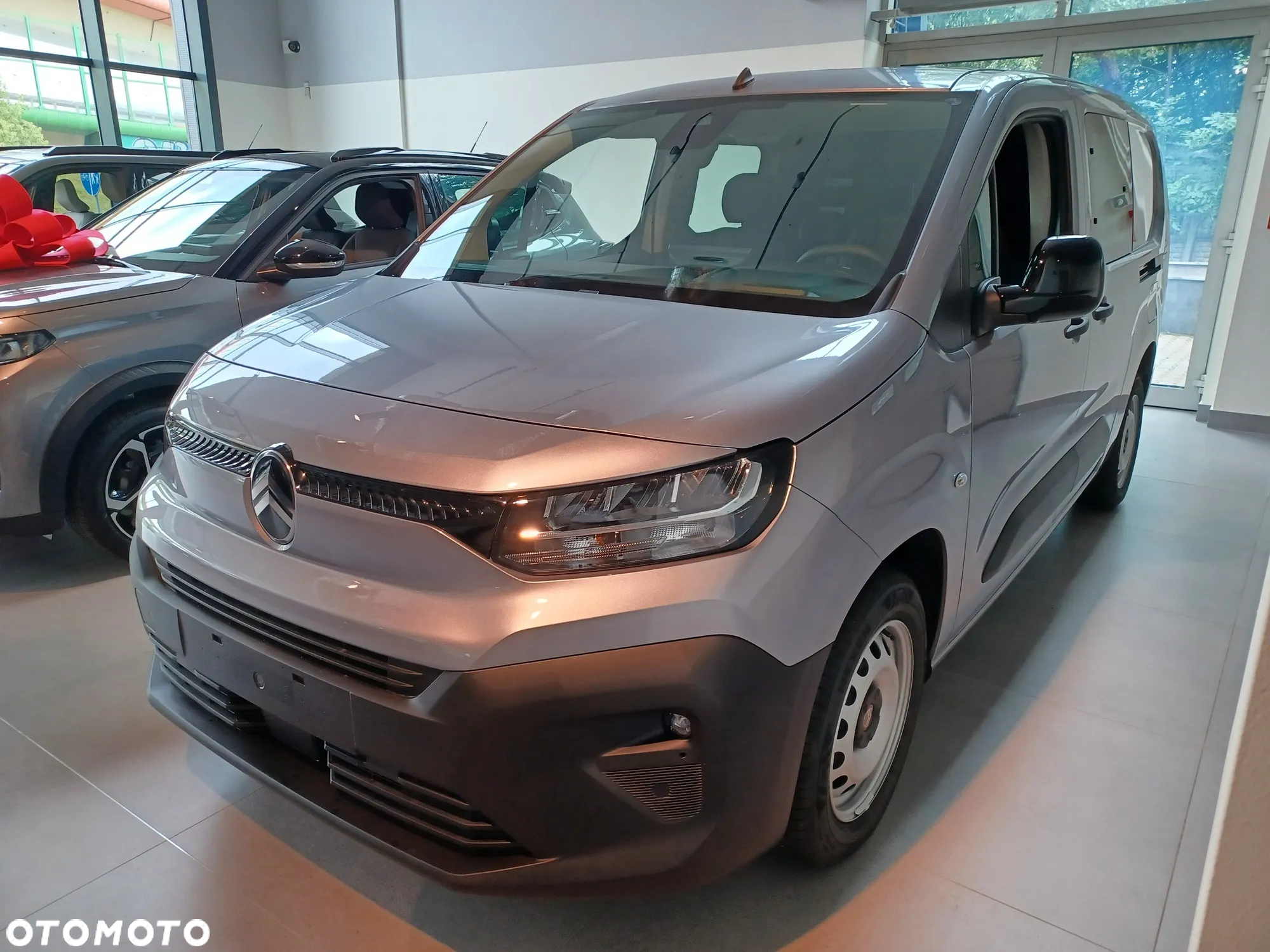 Citroën Berlingo XL 5 osobowy - 2