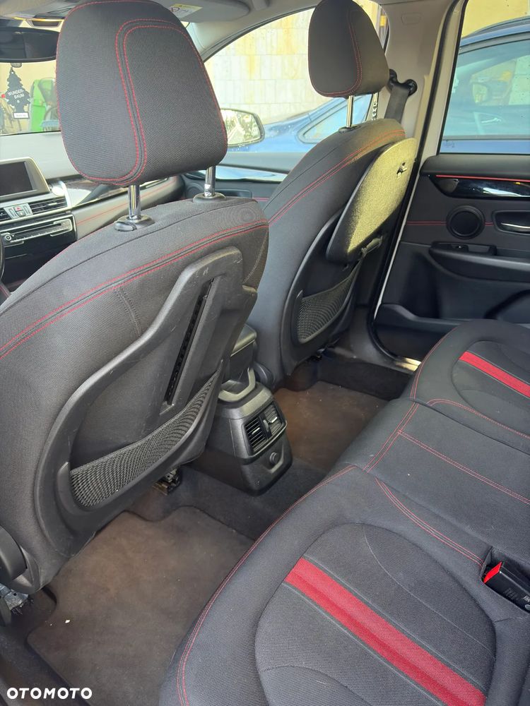 BMW Seria 2 218i - 10