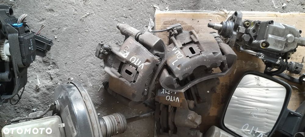 PÓŁOŚ PRAWA 2.2 CDI MERCEDES VITO - 12