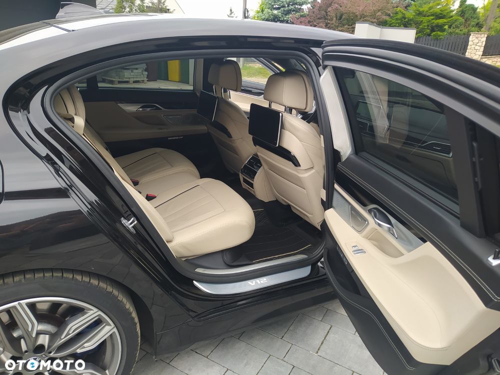 BMW Seria 7 M760Li xDrive - 7