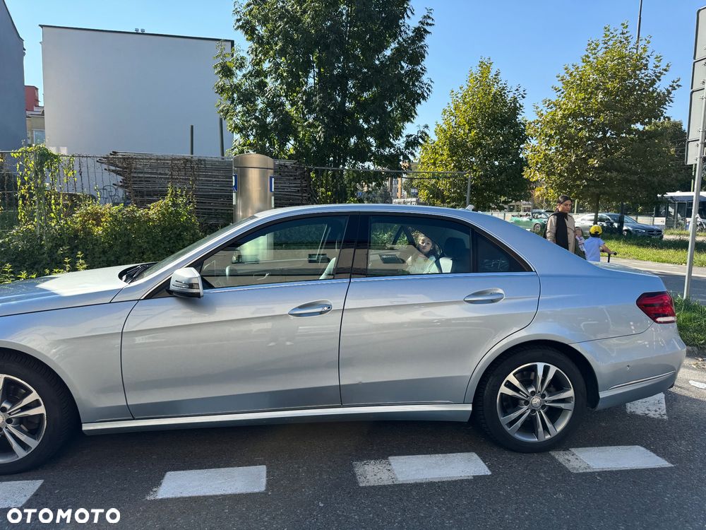 Mercedes-Benz Klasa E 220 BlueTEC 7G-TRONIC Avantgarde - 29