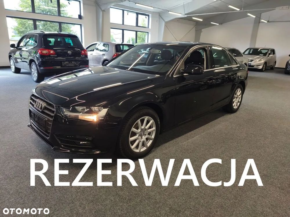 Audi A4 Limousine - 1