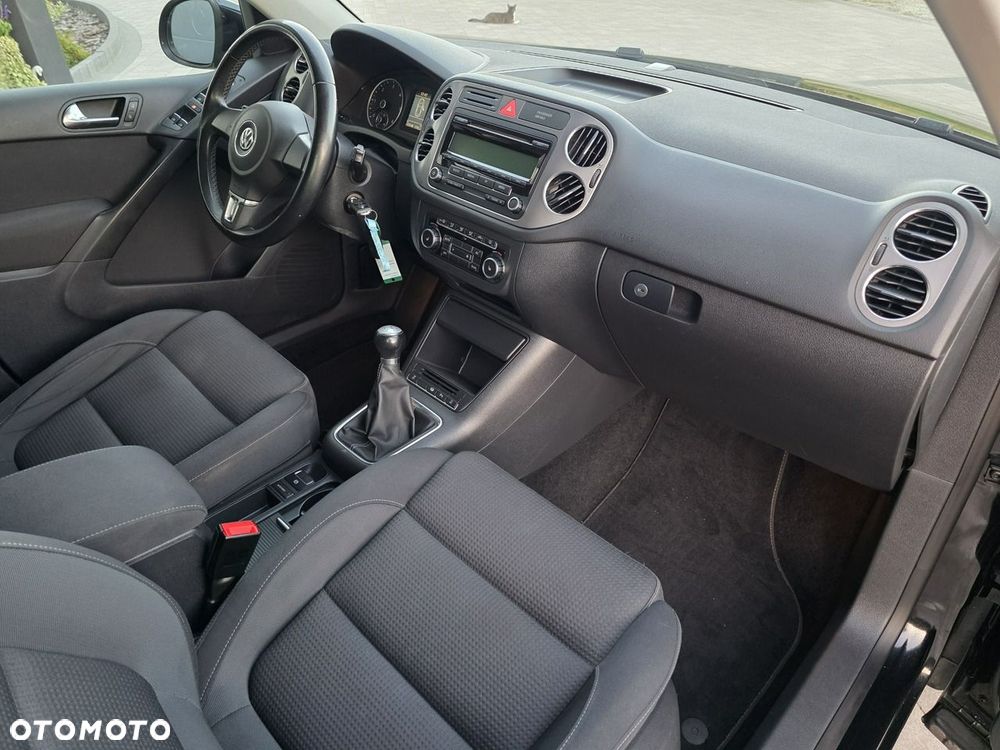 Volkswagen Tiguan - 17
