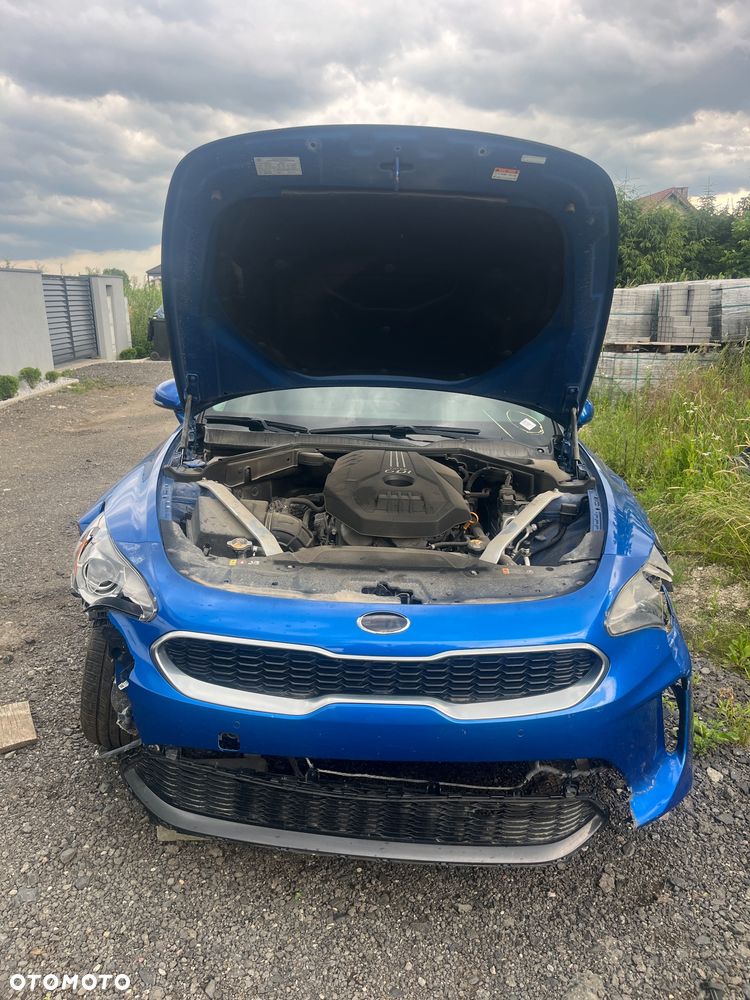 Kia Stinger 2.0 T-GDI GT Line - 12