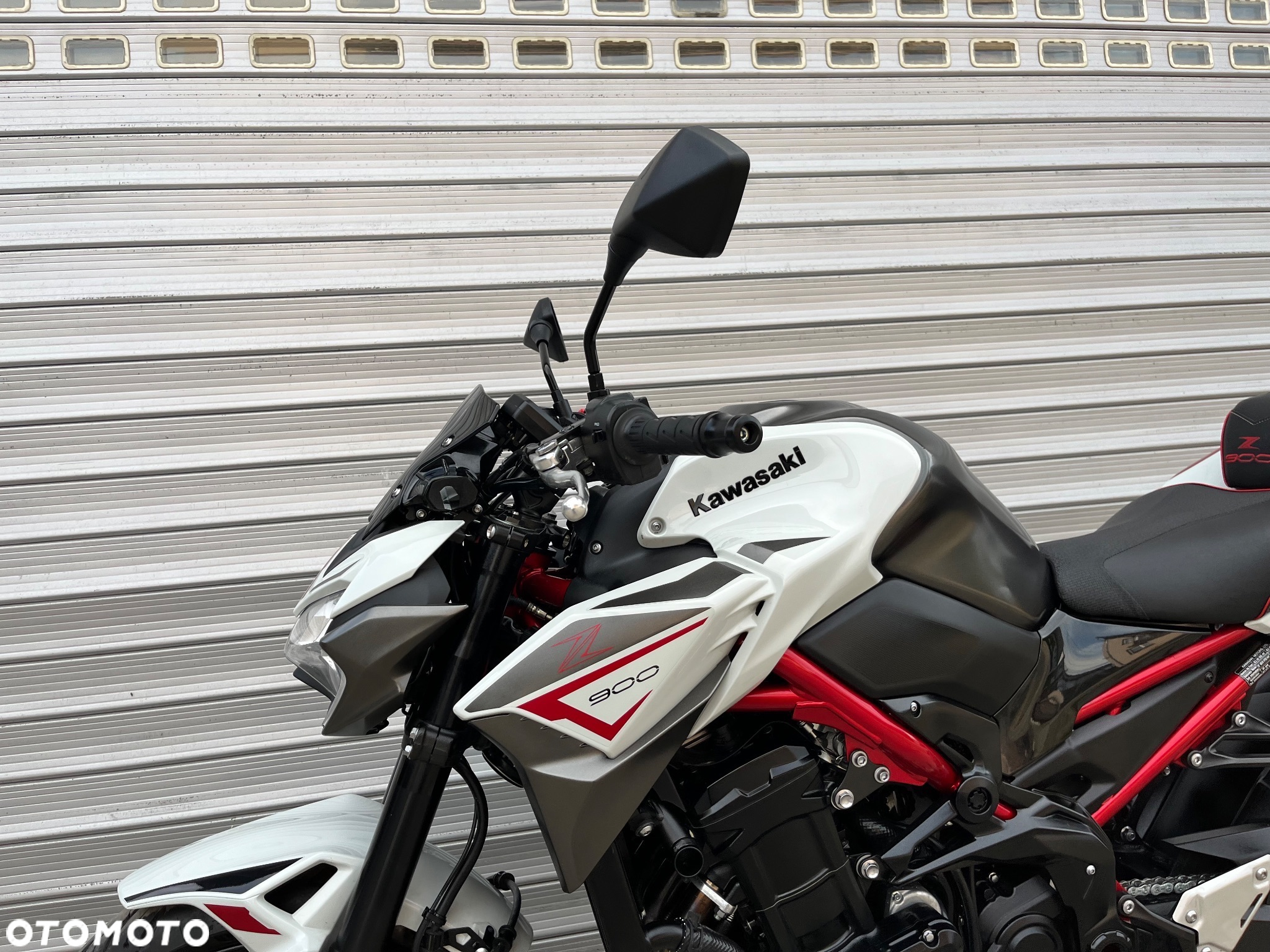Kawasaki Z 900 - 10