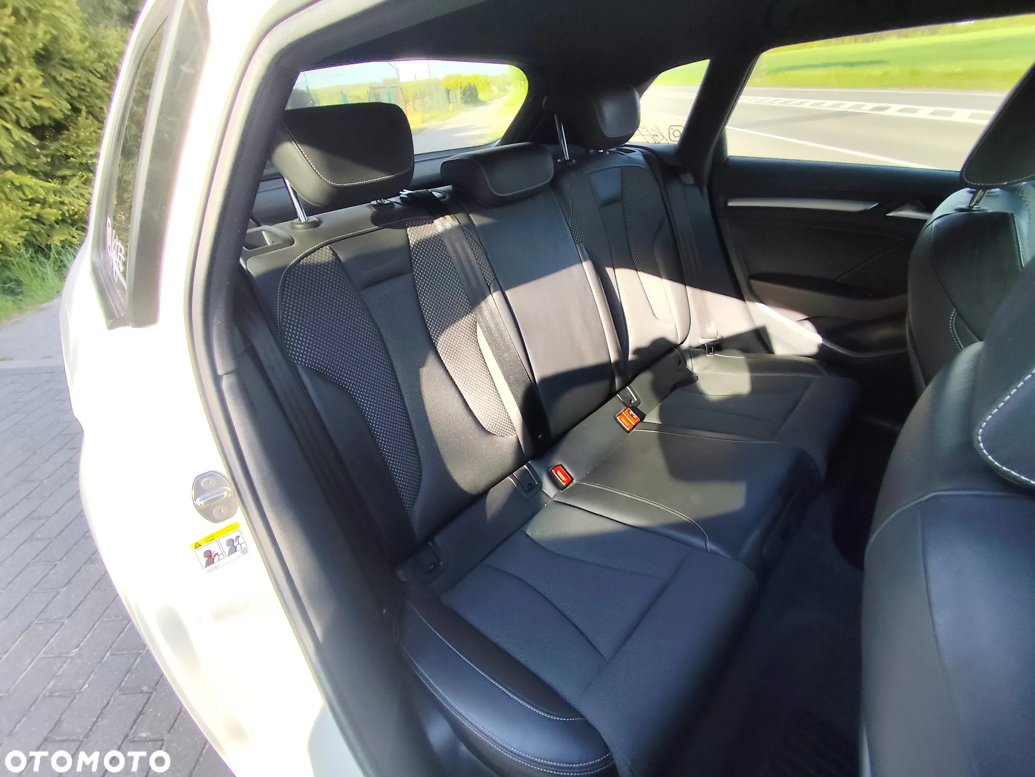 Audi A3 2.0 TDI Edycja Specjalna S tronic - 10