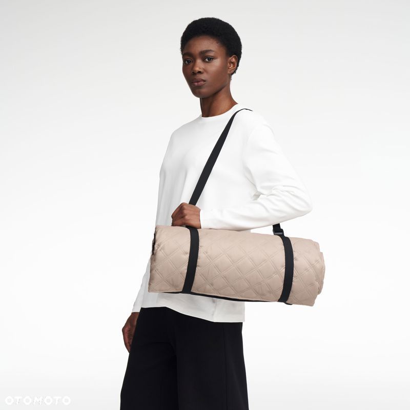 VOLVO koc plenerowy - 5