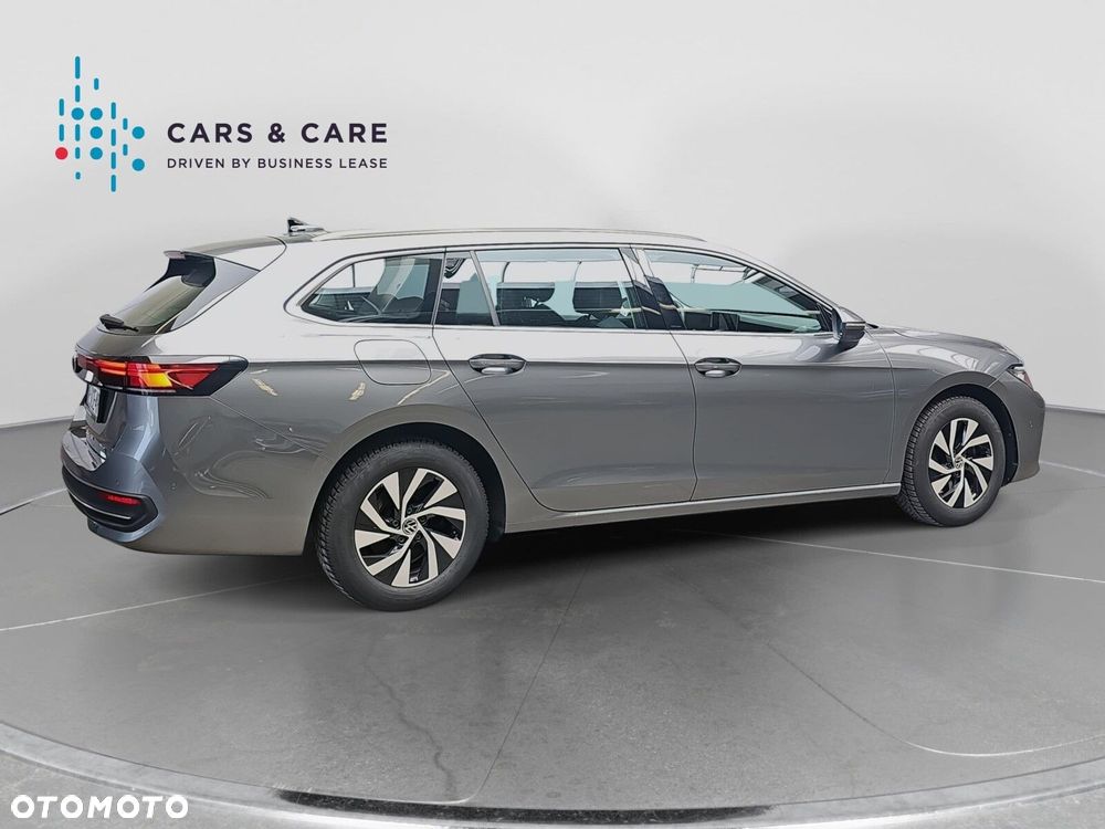 Volkswagen Passat - 27