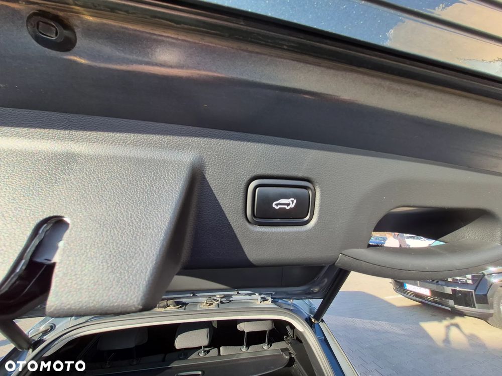 Hyundai Tucson 1.6 T-GDi HEV Executive 4WD - 36