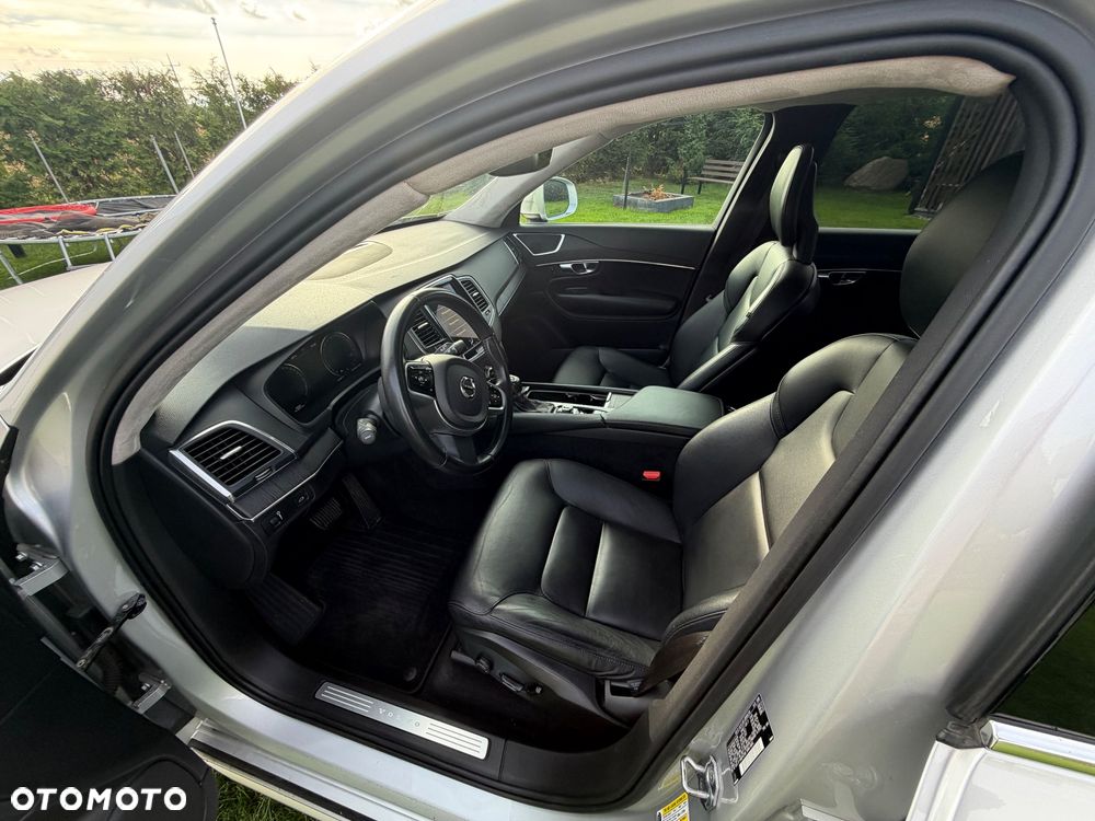 Volvo XC 90 T5 AWD Momentum 7os - 14