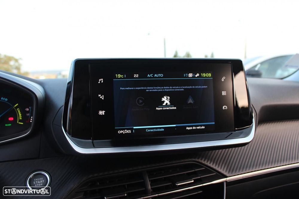 Peugeot e-2008 Allure - 25