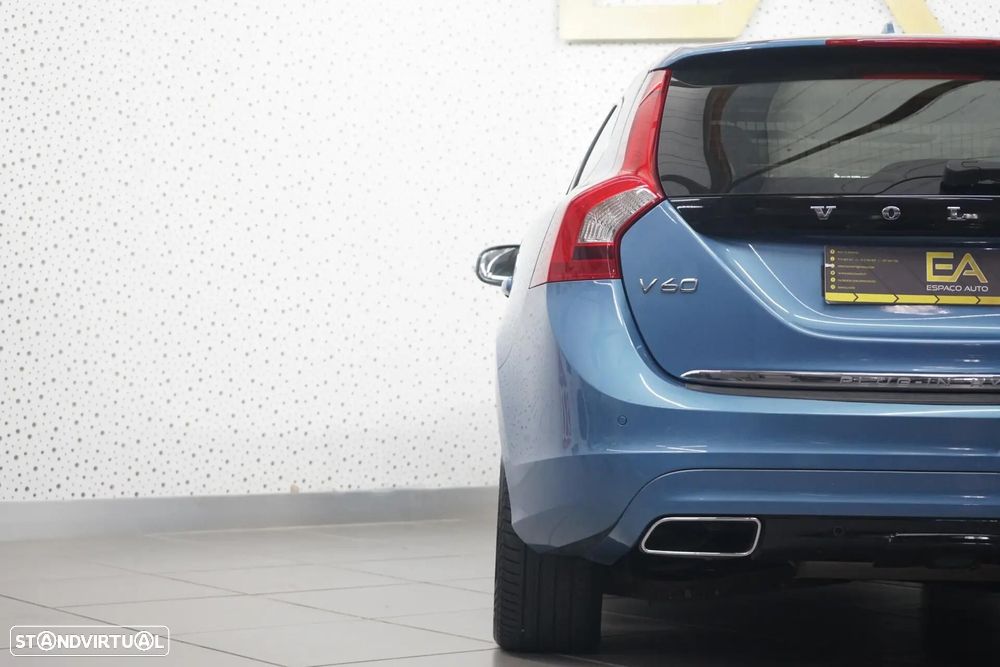 Volvo V60 2.4 D6 Summum AWD Phev - 42