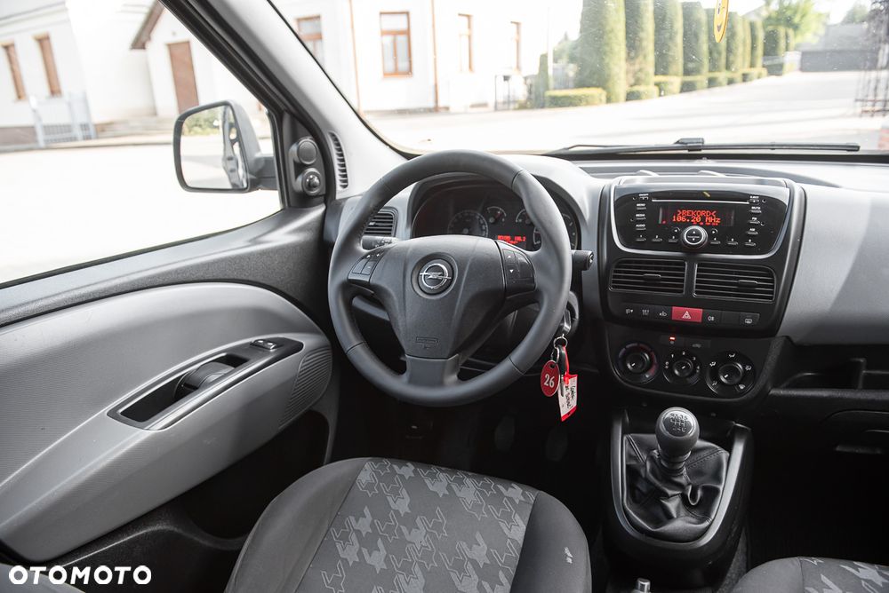 Opel Combo - 21