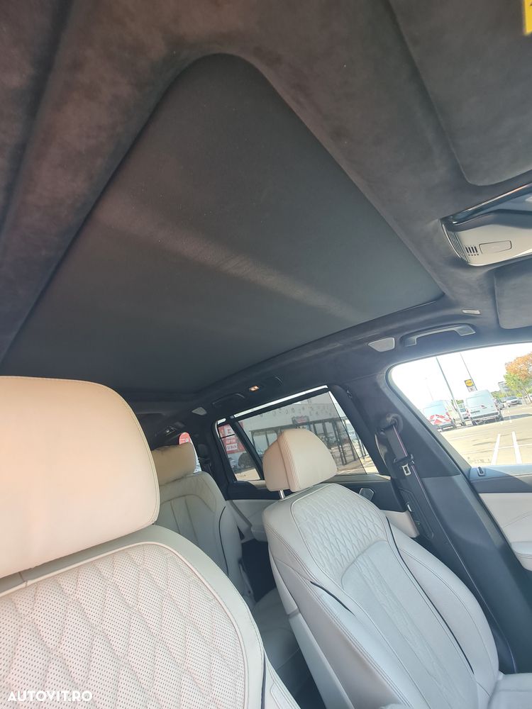 BMW X7 M60i xDrive AT MHEV - 10