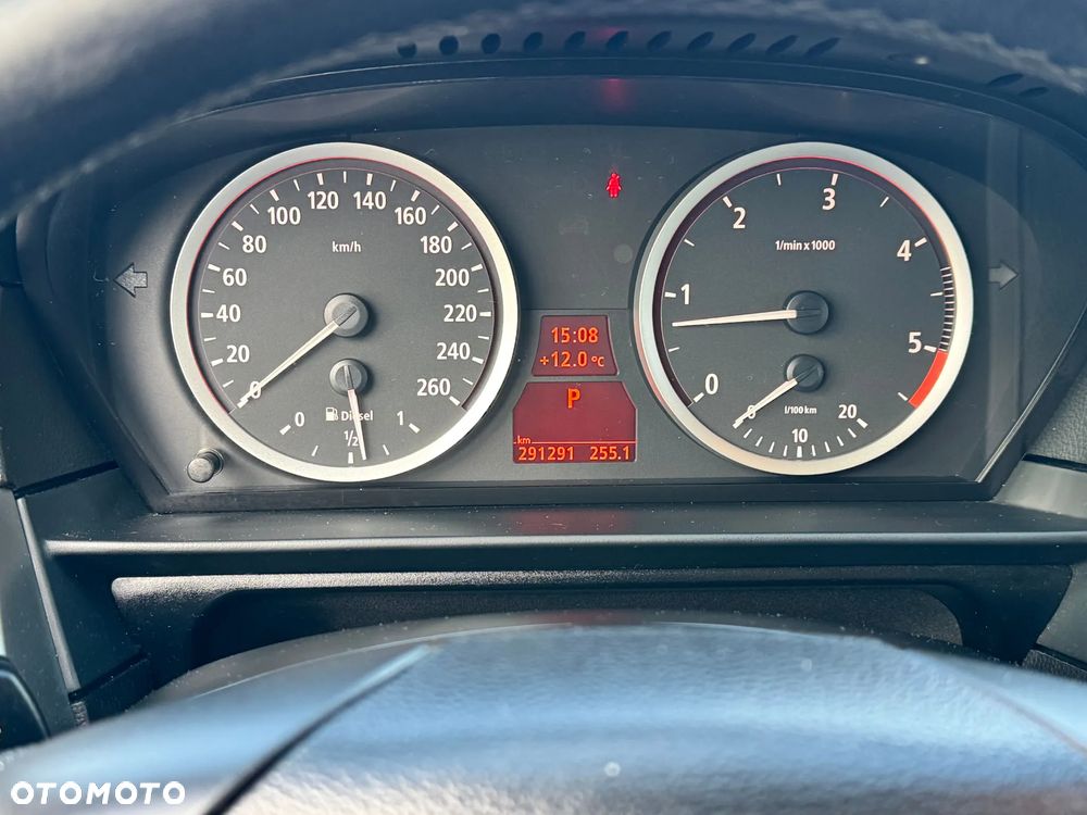 BMW Seria 5 - 12