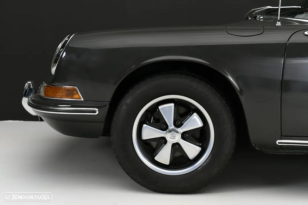 Porsche 912 - 8