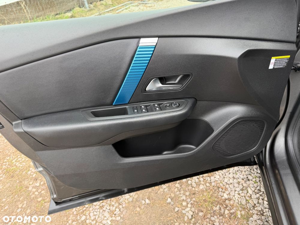 Citroën C4 EV136 50kWh Shine - 18