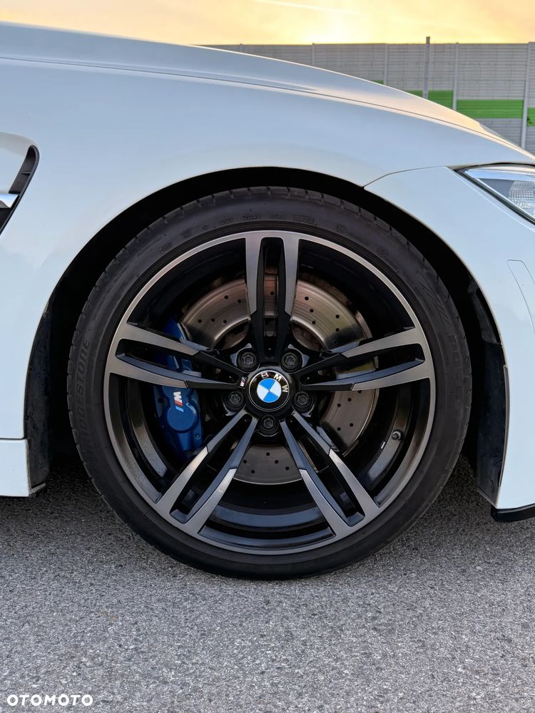 BMW M4 - 16