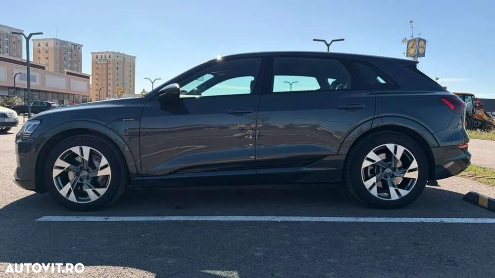 Audi e-tron 55 quattro S line - 3