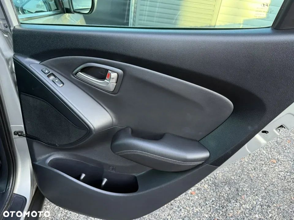 Hyundai ix35 2.0 4WD Premium - 35