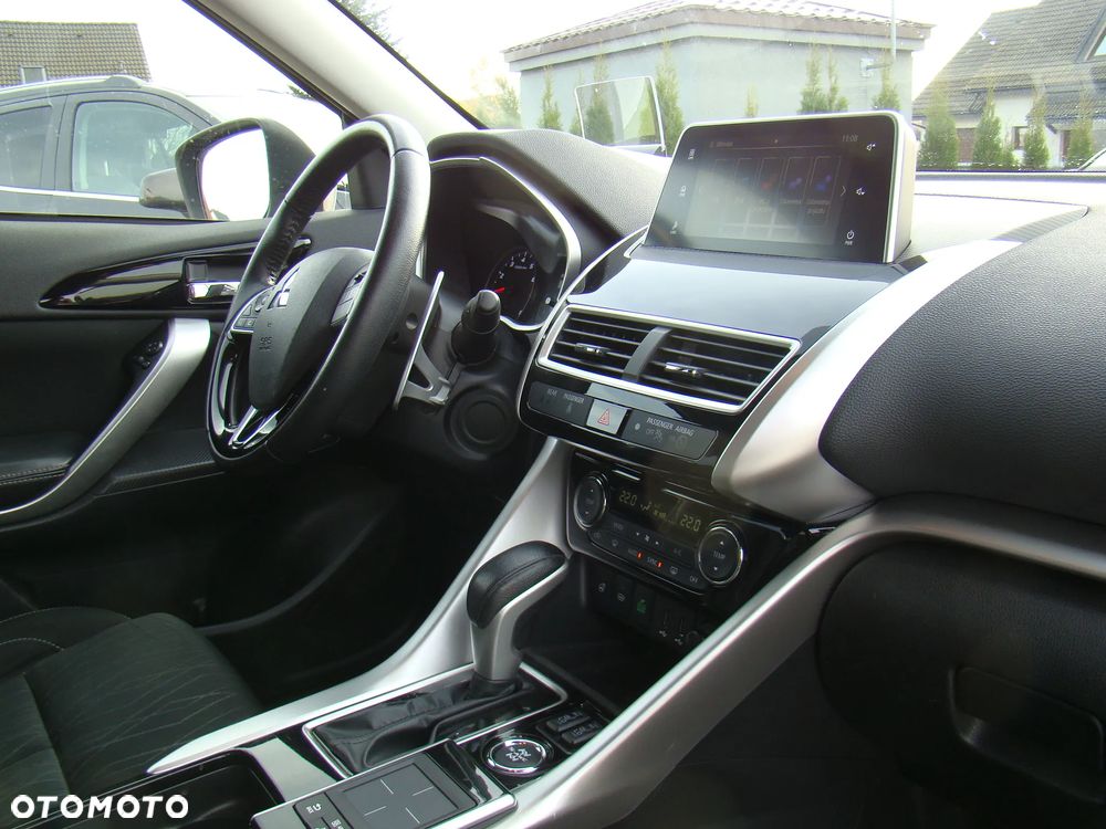 Mitsubishi Eclipse Cross 1.5 T-MIVEC ClearTec CVT 4WD Intro Edition - 36