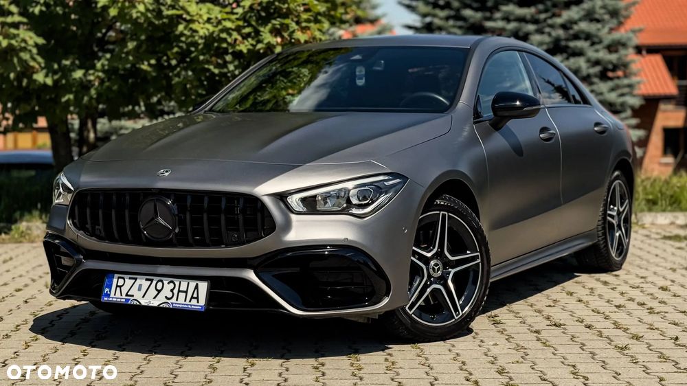 Mercedes-Benz CLA 250 e 8G-DCT AMG Line - 4