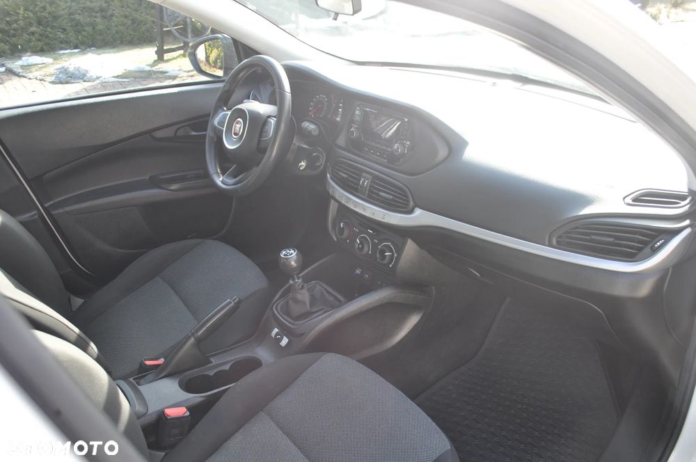 Fiat Tipo 1.4 16v Pop EU6d - 9