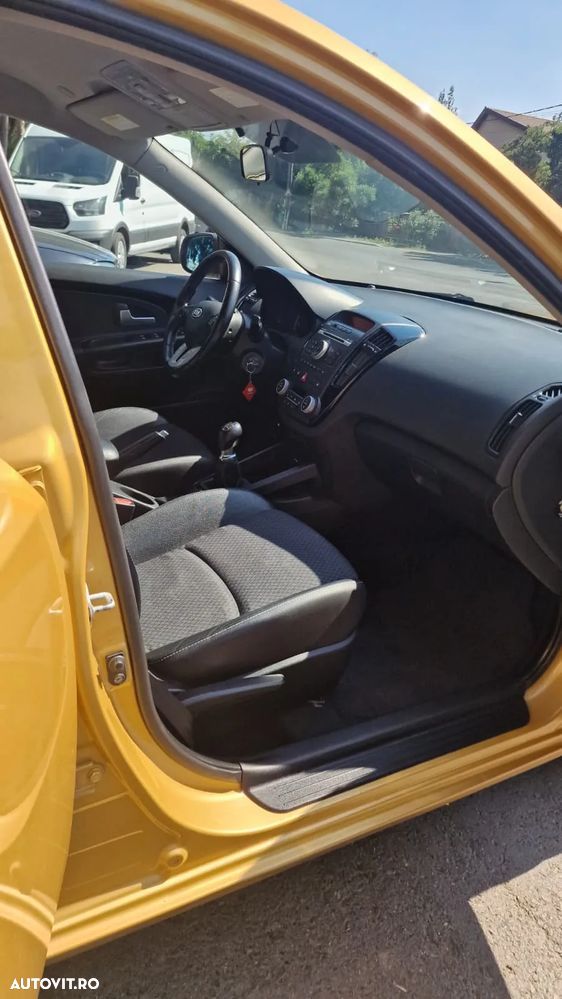 Kia Ceed Cee'd 1.6 DSL Style - 13
