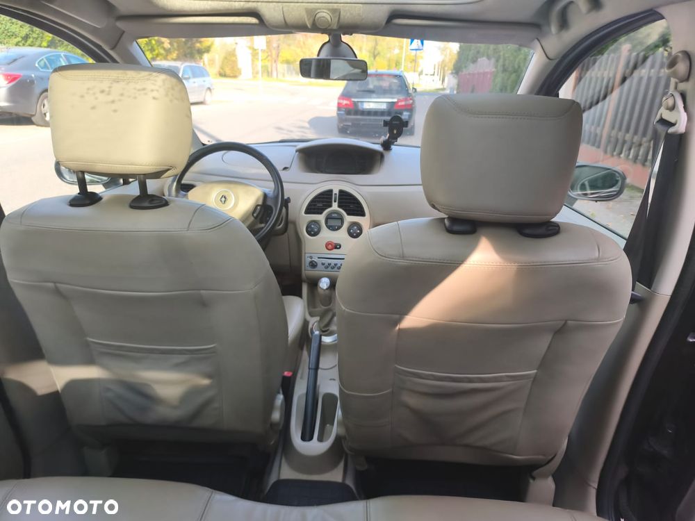 Renault Modus 1.6 16V ESP Initiale - 9