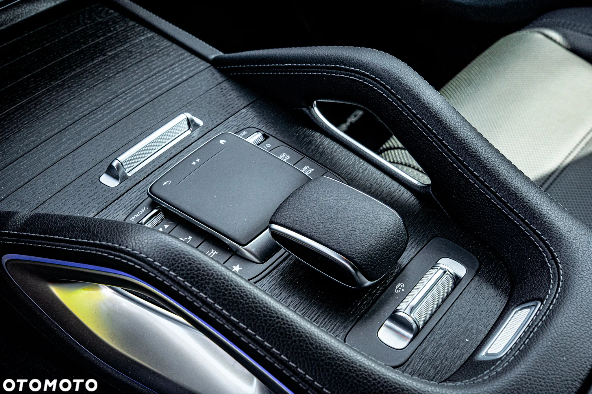 Mercedes-Benz GLE 400 d 4-Matic - 4