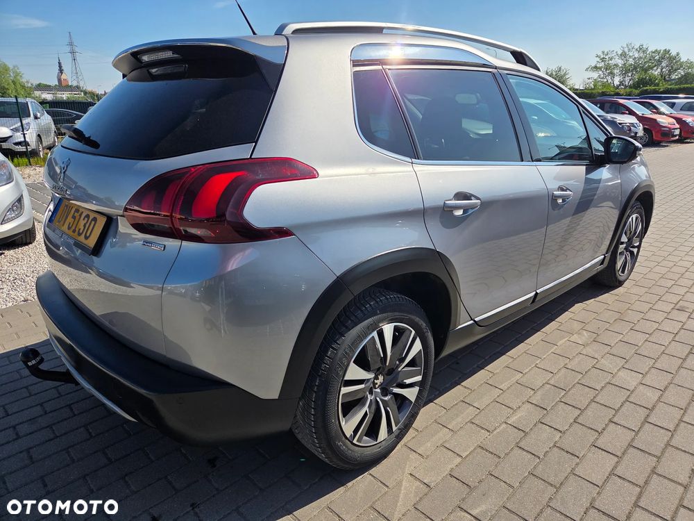 Peugeot 2008 PureTech 110 Stop&Start Style - 4