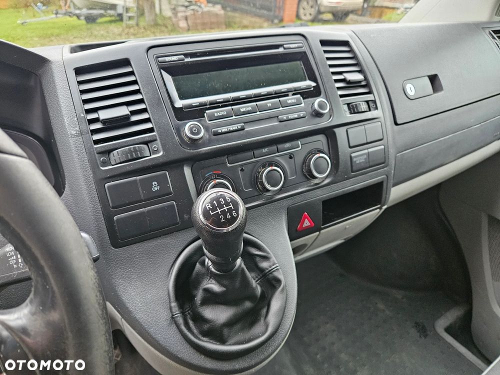 Volkswagen Transporter - 9