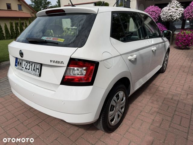 Skoda Fabia 1.0 TSI Ambition - 6