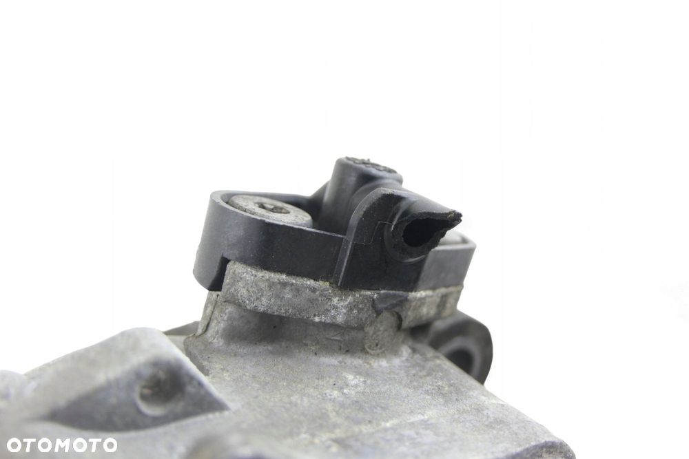 Pompa Wakum PEUGEOT 208 CITROEN C3 FORD FIESTA MK7 1.4 1.6 HDI 9684786780 - 9