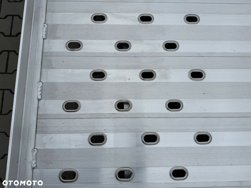 Gromex laweta aluminiowa | 850x210cm | DMC 3500kg | platforma na 2 auta | 3 osie AL-KO | OŚWIETLENIE LED - 21