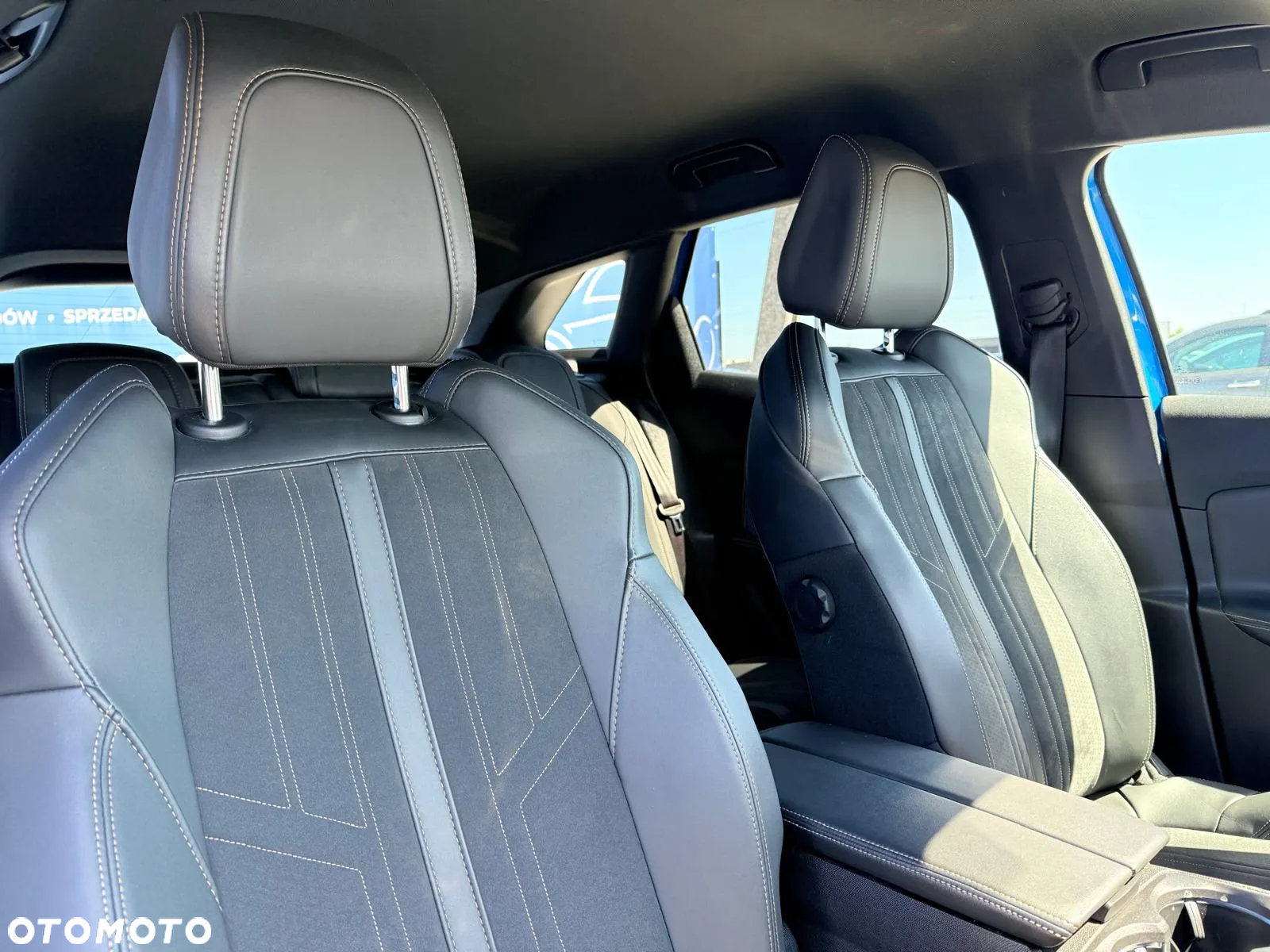 Peugeot 3008 1.5 BlueHDi GT S&S - 19